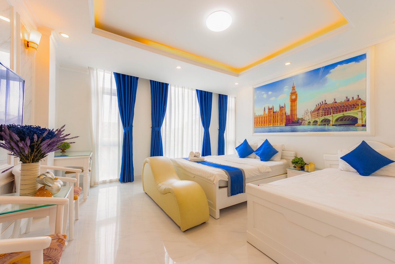 Double Room with elevated Bed